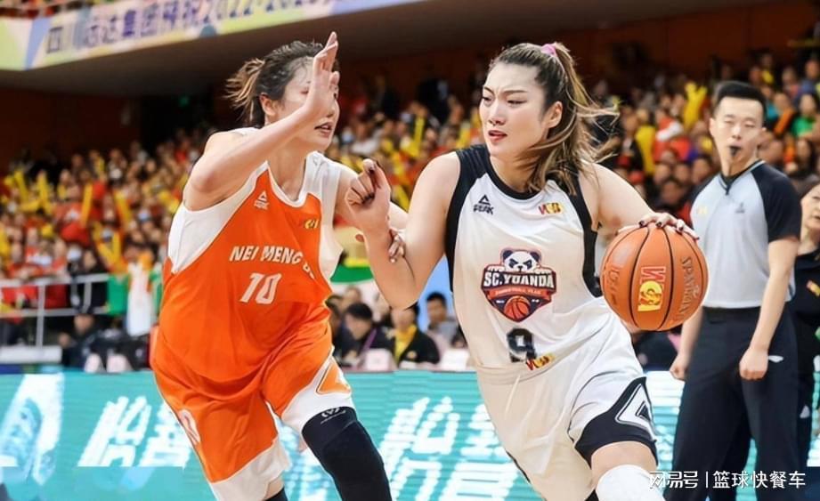 中国女篮又传来一大不利！女篮霸主或解散：5大国手恐无球可打？